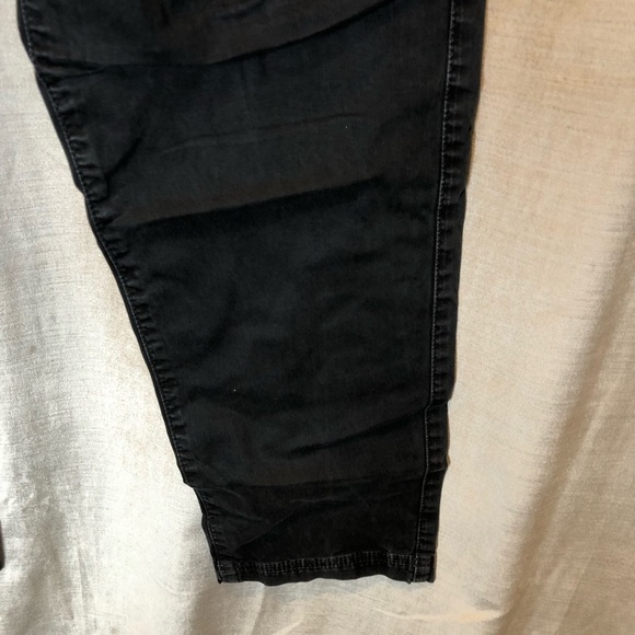 Stone Island Cargo Pants - Picture 4 of 16